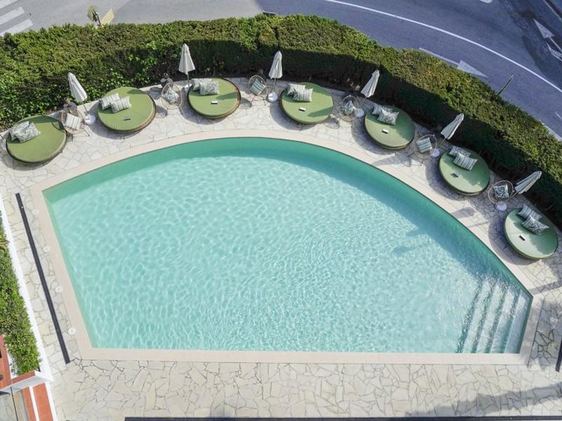 A302C3E0AC94DCD375D8B3A371910359