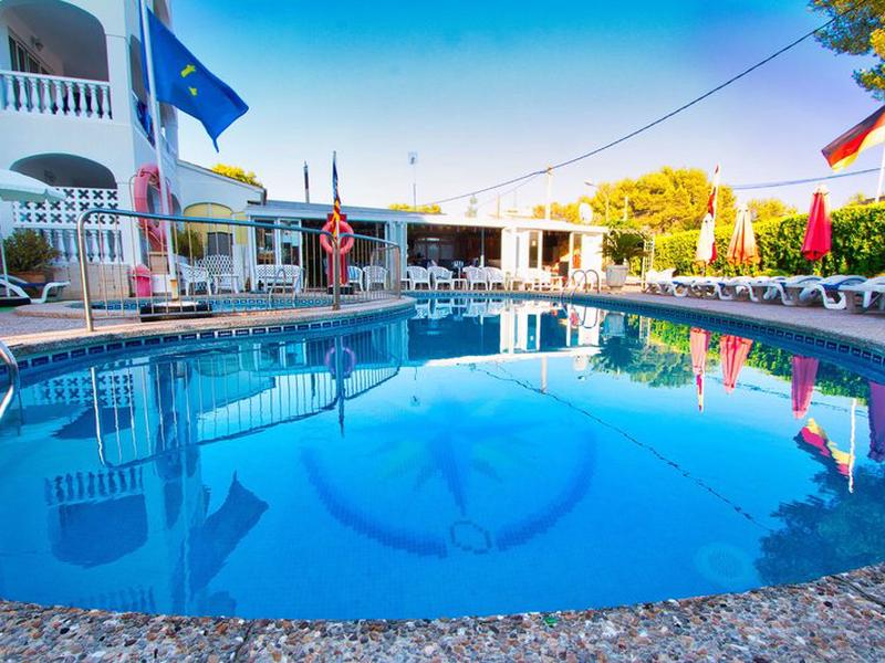 AE52BA42CCEB17E8623963DC736EC4DD