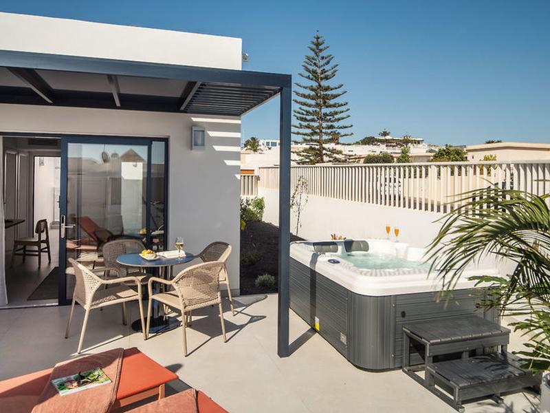 AB433D24A7B997F6A89B35C11AF7D83C