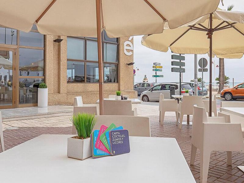 966EFCBAF51E803FE85055A30D0177FC