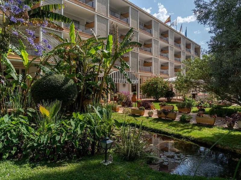 8E09FA45171A3AA0179F19396B2F3FFE