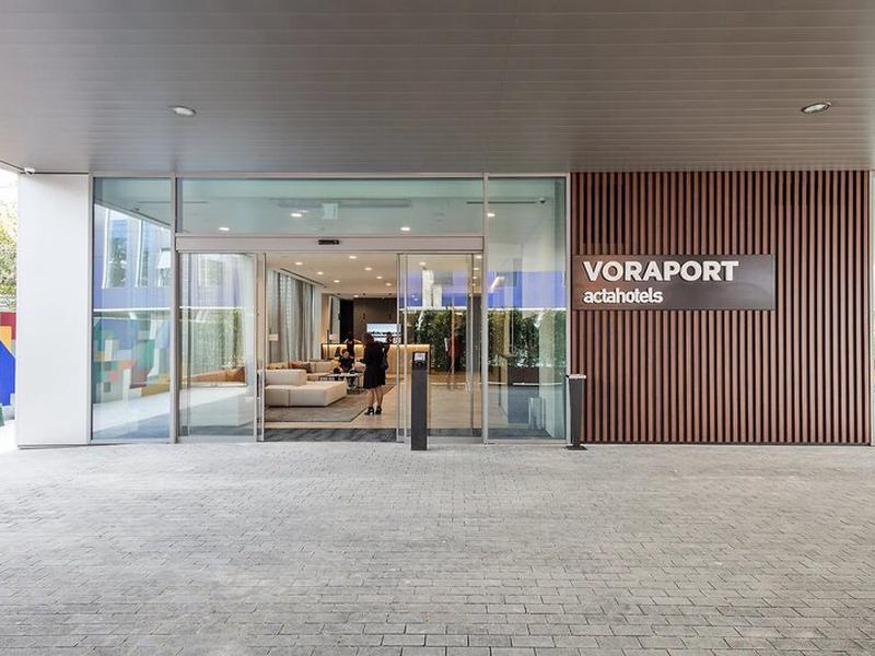 326C3F110FA5640FBA7B1F4282DE7D60