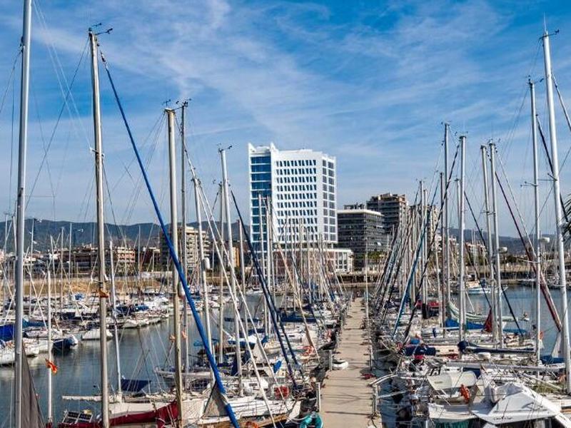 551C5F1DDD68393AB8F6860CA5CE8B28