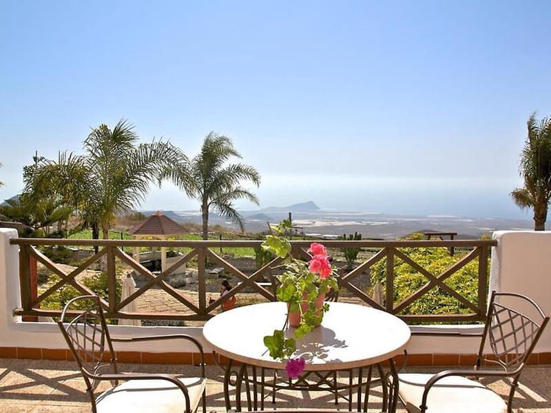 F825BD6B393E1D8233C2101A27BBB09B