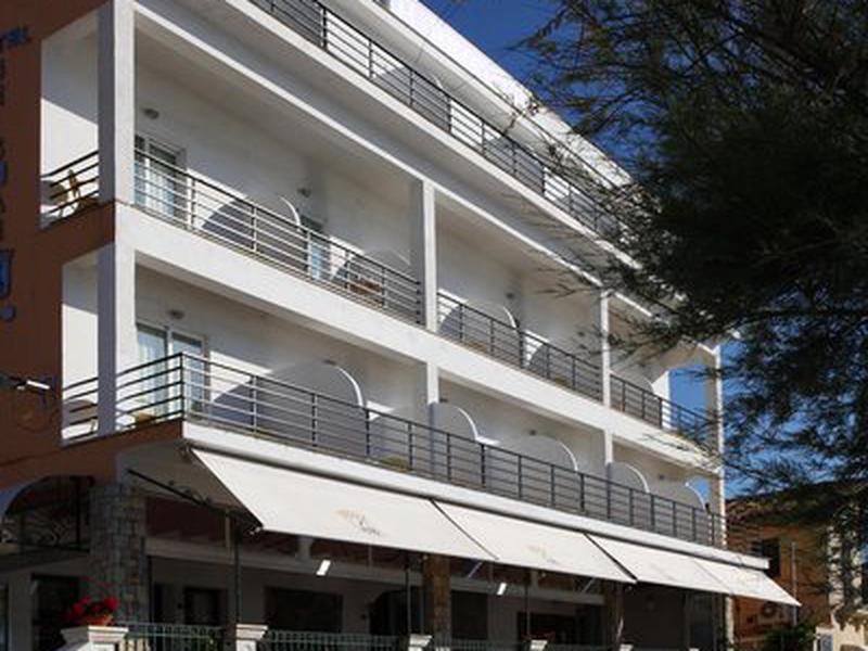 BDA13AA0787FB7E1BCDF2B66F3A79A91