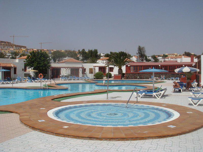 C72EEE03A9E2A1F1958B8DAC6074C13D