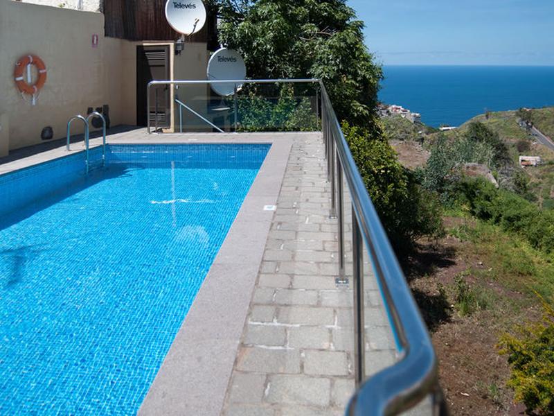 5DBF74B0C64B9B4026A211EA026A7576