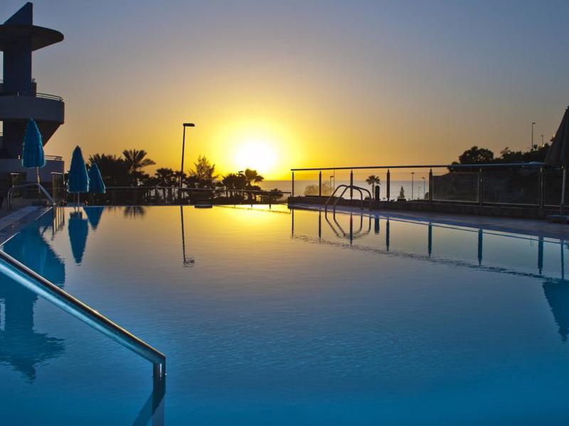 1F724B112BC5E6A66B6A67B3E9038C0C