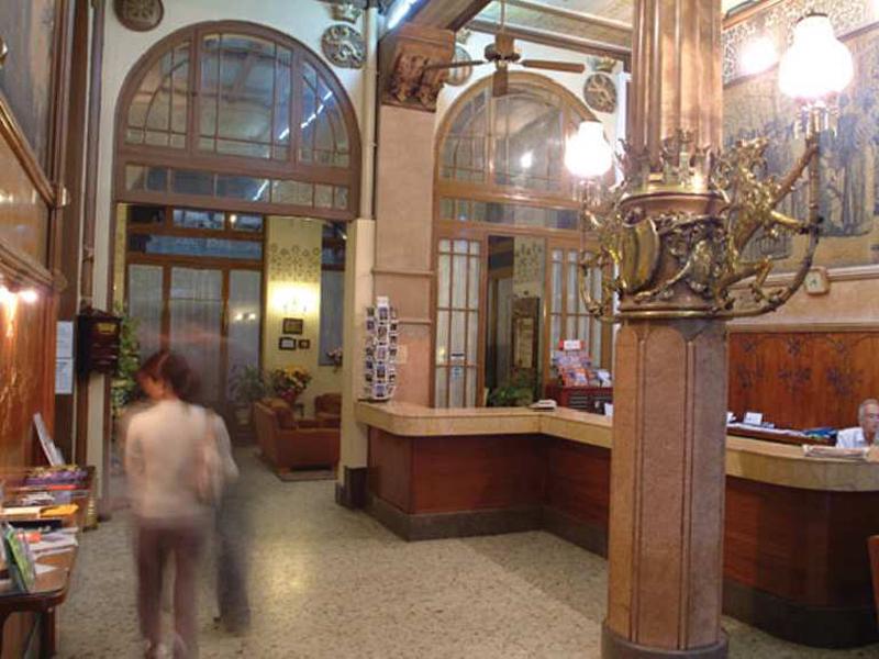 EFF98B7F879D768F715CADE50C037AE7