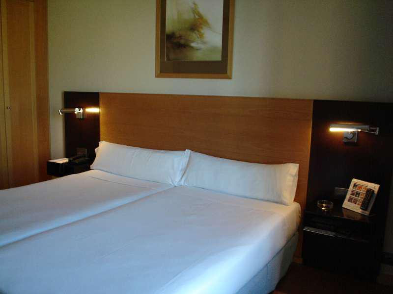 920B3AB2BC31D1066200B66C2E99BA77