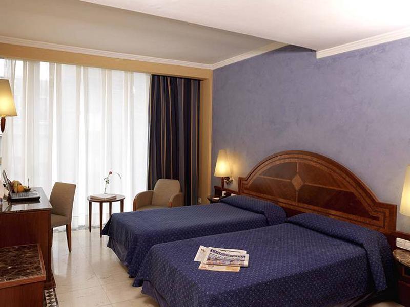 B3B3D2C5CD4BEBB8A3DFE8563ECA82C2