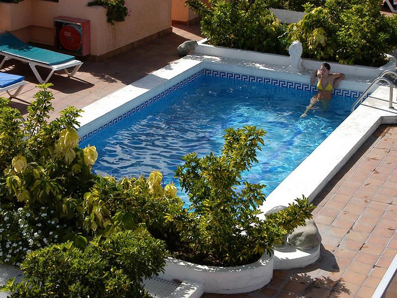 F4AA9F7FE361A773D8D905DD316D3438