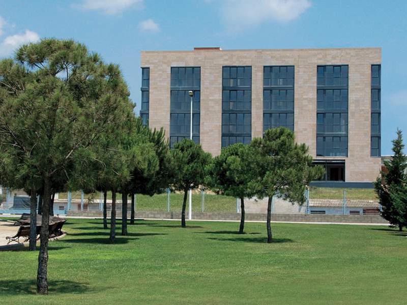 99CC92E0E3E9FA0D40B3BEE039DE4EBF