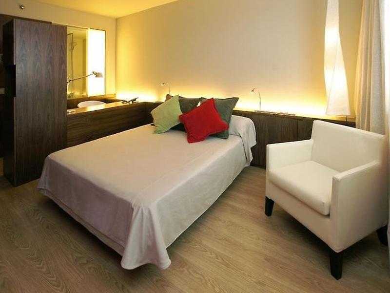 94DDE2118DF34F5E52F527EEE52DF29A