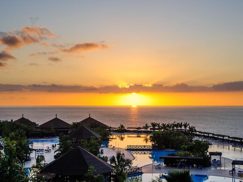 A5DF7CE47F007114D58CB7EEBC9612B4