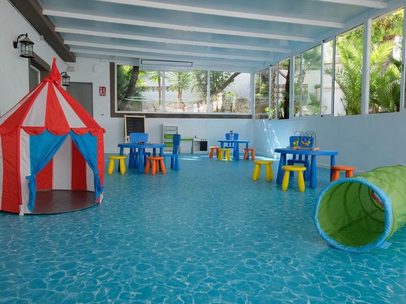 34FED38DB3A037EF49D382CC29B43AE0