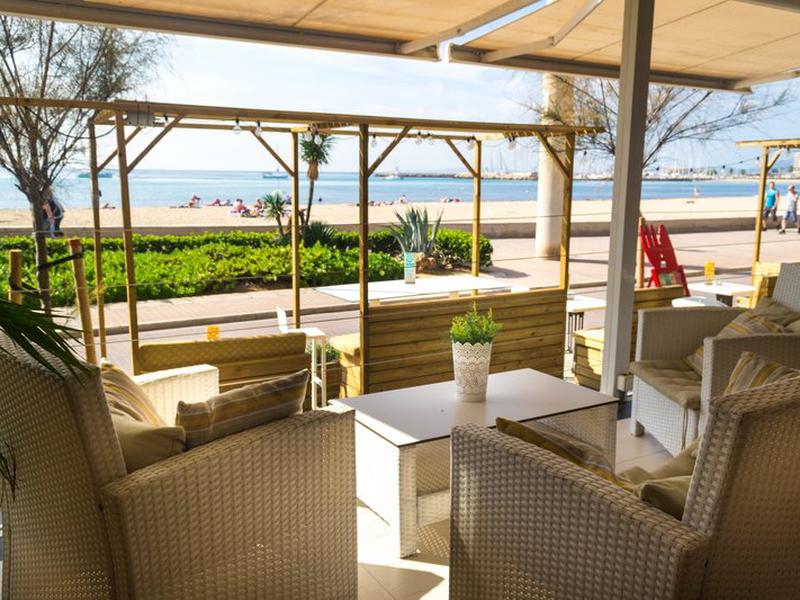 6819C88FCEF70469B8EEE66FBB30A84E