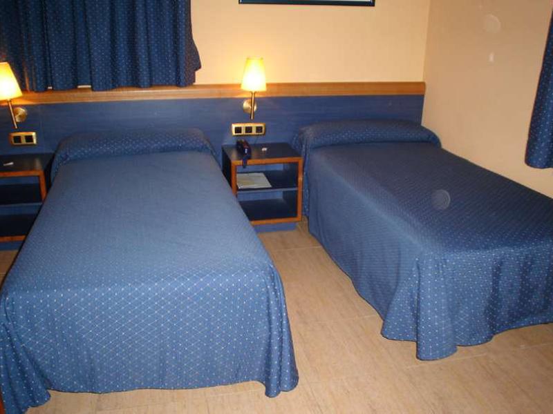 DA9E6EAE6E5C524621E7E410624FF4E1