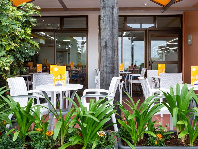 BEB78CF053BA64DA93F196E50B3CABE4