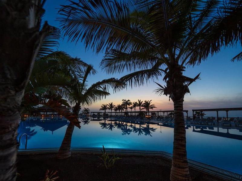 B8A3A43C833E9E08B93D95998F36F507