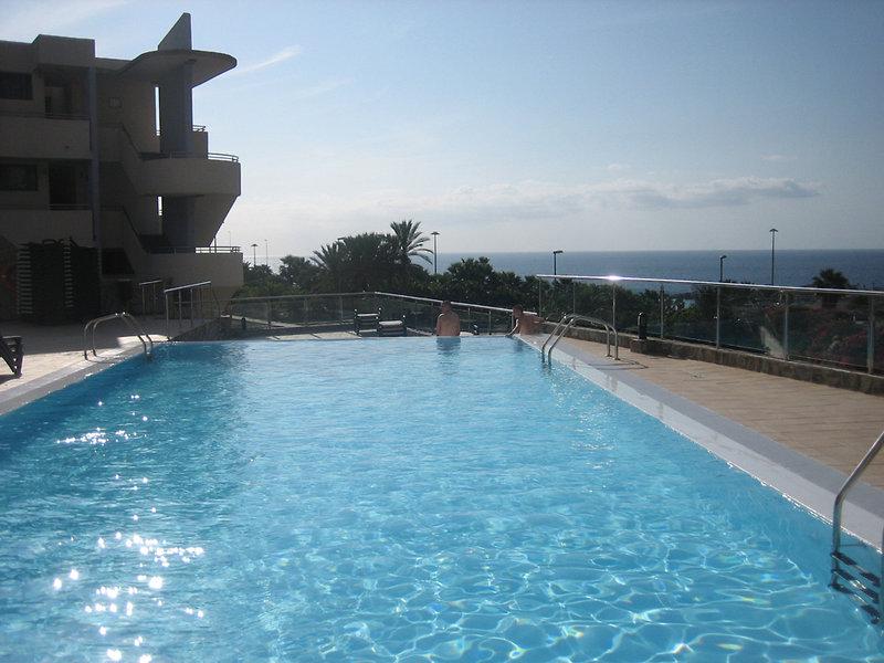 362F2D4E4666EA7BBEFDE9B1B49B180D