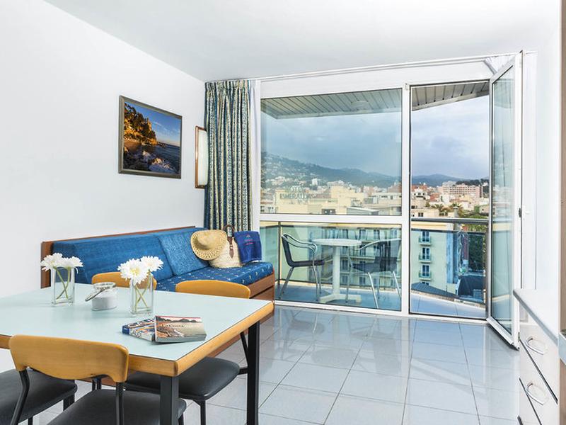 A9861B3895348B847F38ED9623A97073