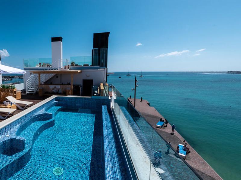 A58171EB3365B753EF69DF9C0F9E8434