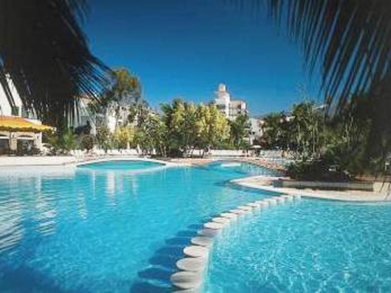 A003C62C76A8FC20CAAAA2A9C9E14C69