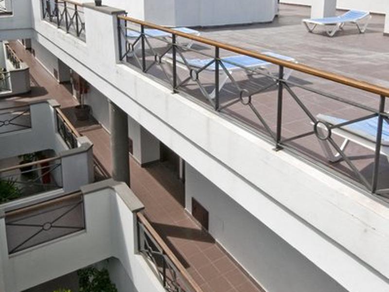 5CAD04FD1B79D919D6080FC0D47A6AAA