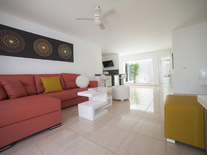 94CF4A384B23286BE7192D12B93F2BC8