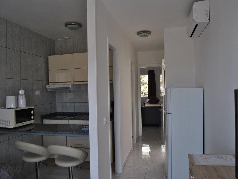 90E2D9DC39AD5B33182C224469816EA0