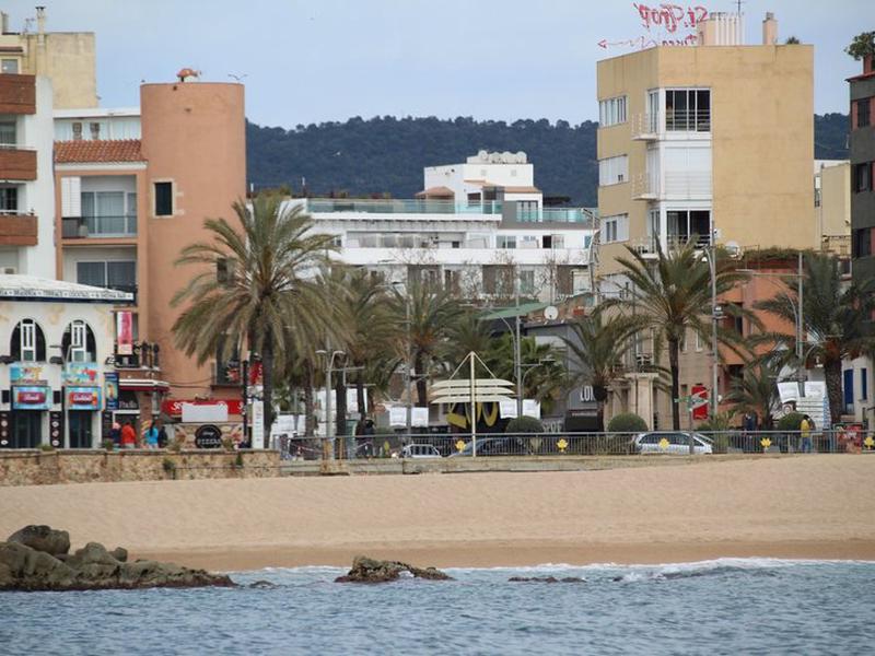 B57D4FE35D379BEB49FB58697DAE962E