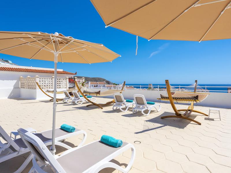 5196E7BB6366A4D4AADE045F947E0A24