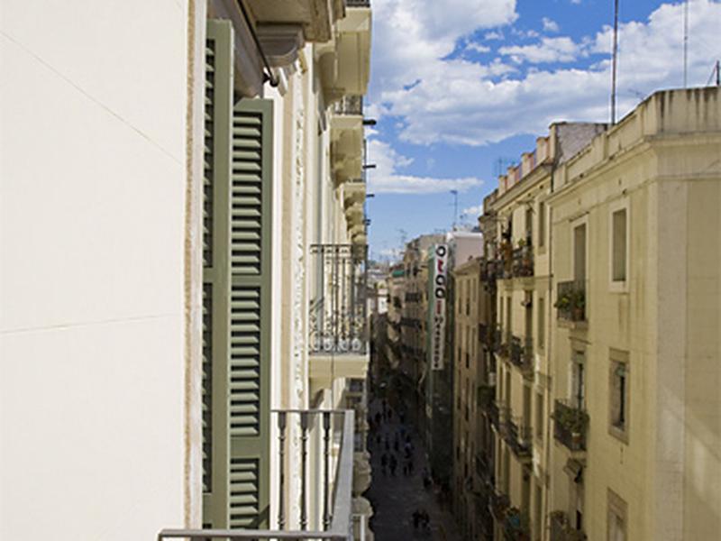 5E2279094B89F2E62B68FDD1A9048B3A