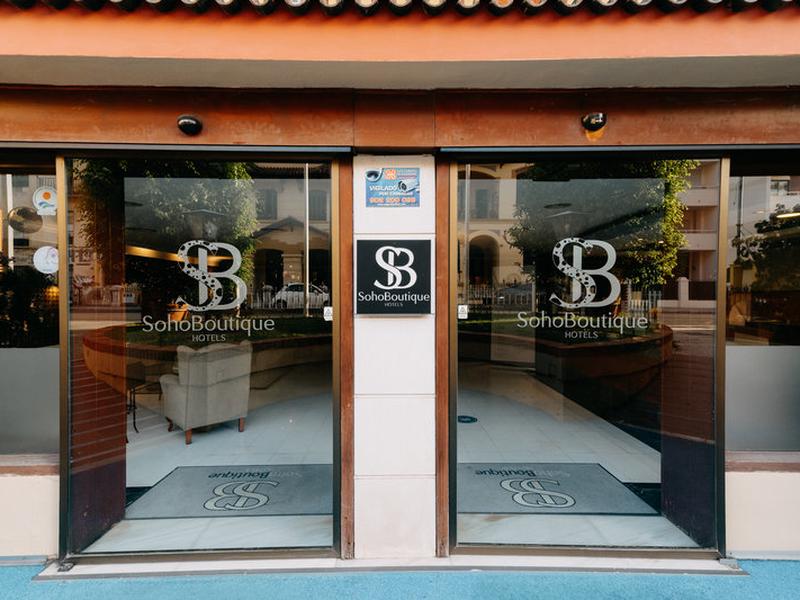 082500FBC5850B3705D85EE44B3D28BA