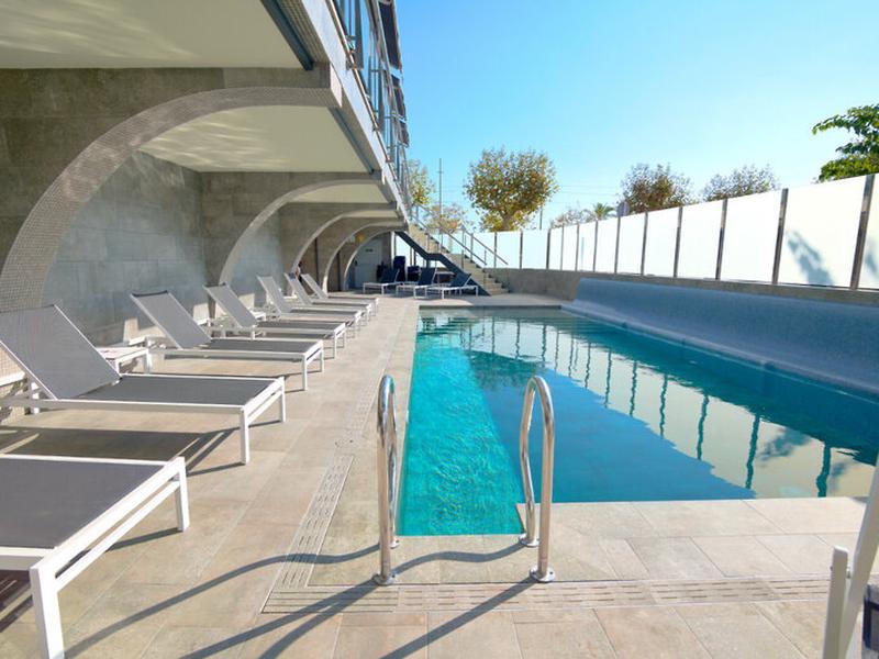 46E74015E5AA414BBB2ED235599BB26E