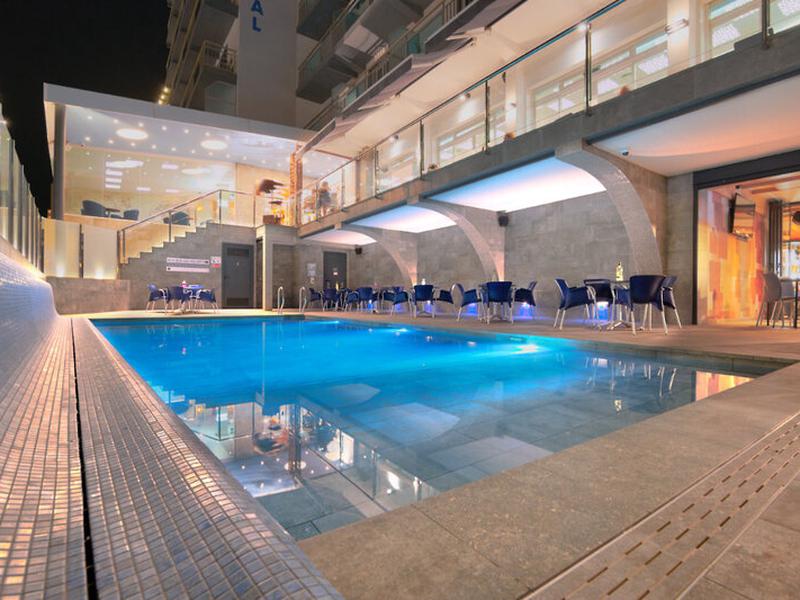 3AB9A4434FB134A95150AF8D0BD965DB