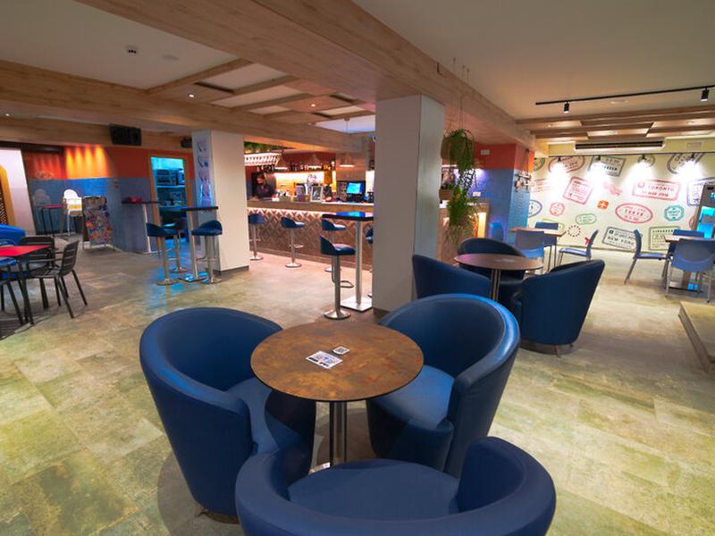 63E58F169B7CC821B2D306515C682146