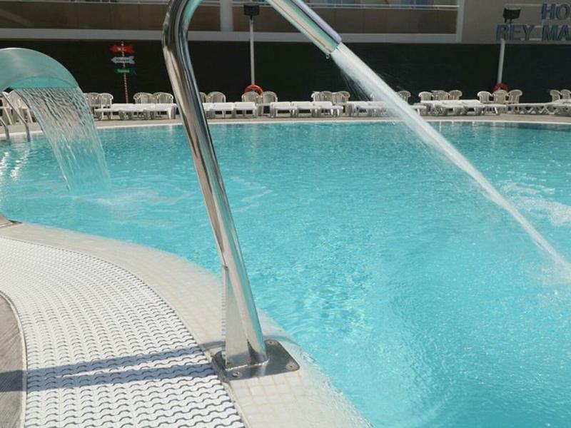 339E24E5DA53DCCEC914357A46AEEC61