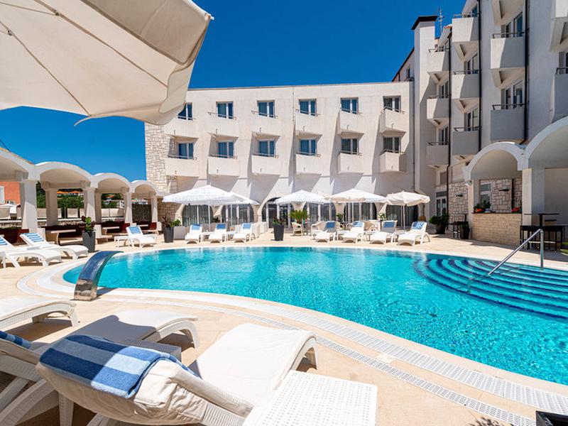 14E13739F896F27BE65E79108751006D