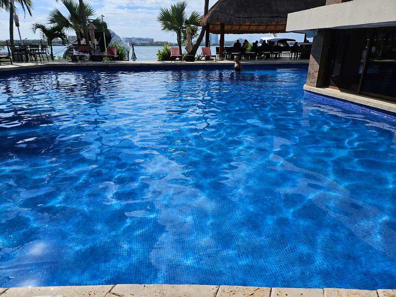 C3E70DD101AB396300DA766ED2F3283C