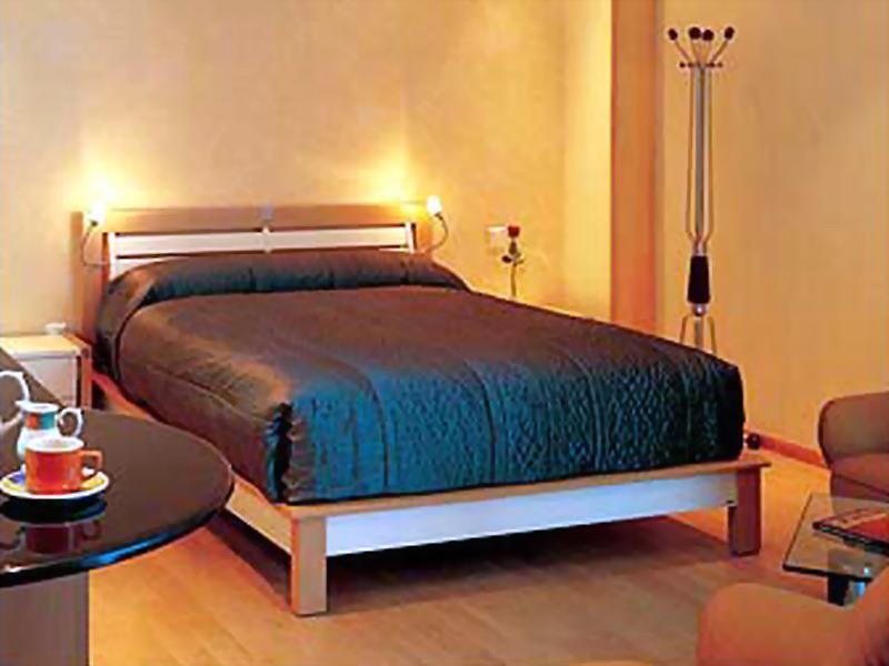 F7042D4D121321E2DBE6096433612C4C