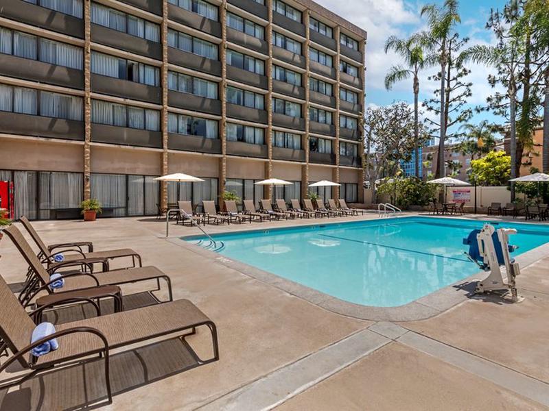 Clarion Hotel Anaheim Resort
