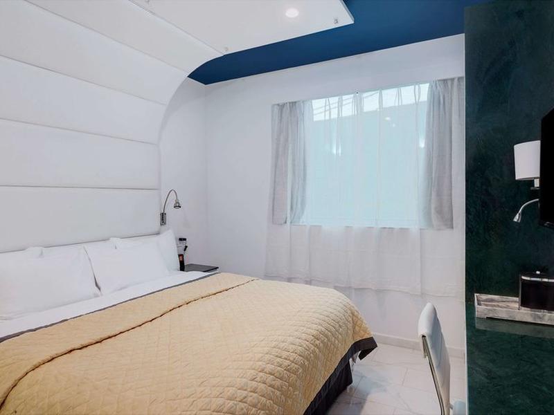 AA0EBF139F1A747AA39EC55EA1E341F0