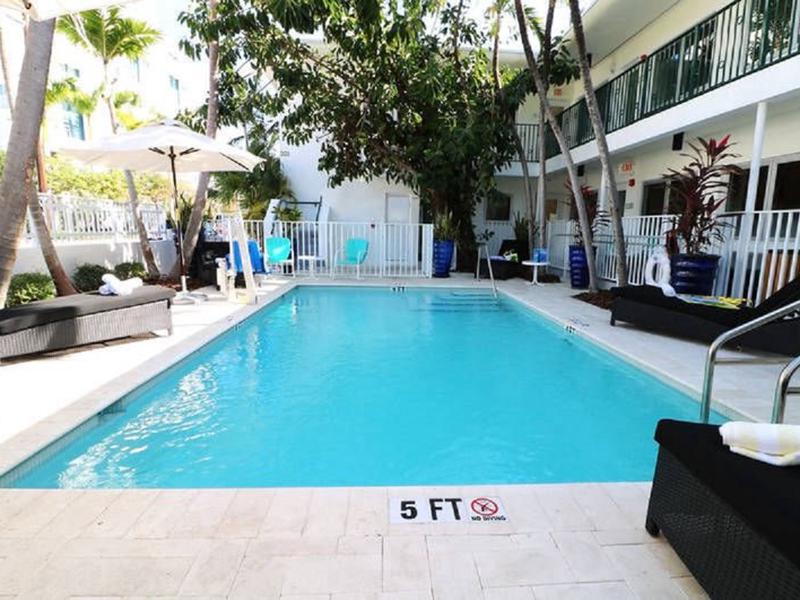 916CB4BEDE905DC90493F8BFE2536FFF