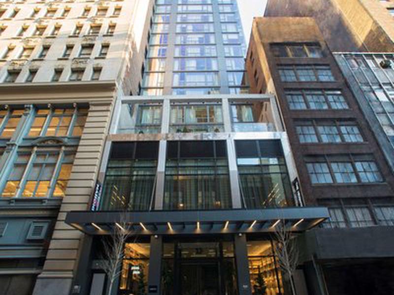 EB7F93DF0ED6722C1742A39451F5B824