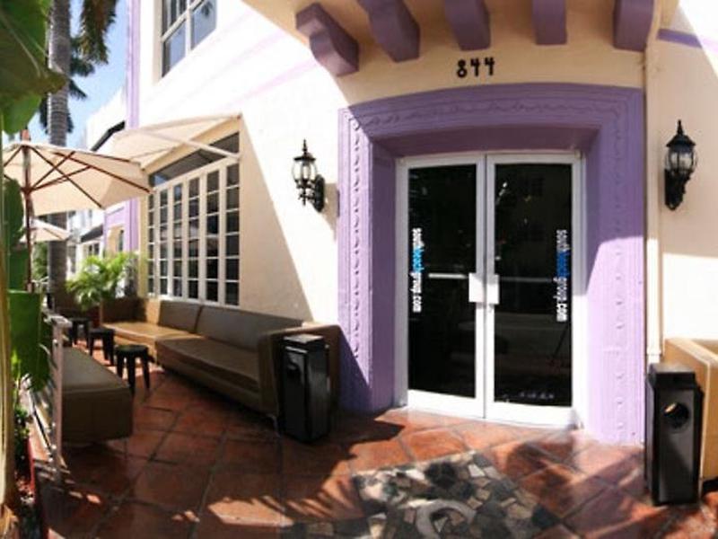 3BB501E129FF3530C9101BD08049787E