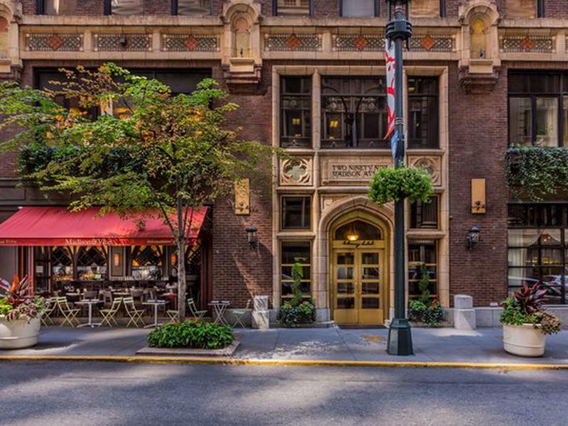 74D368D64B0939513D9033AE0A1D14B6