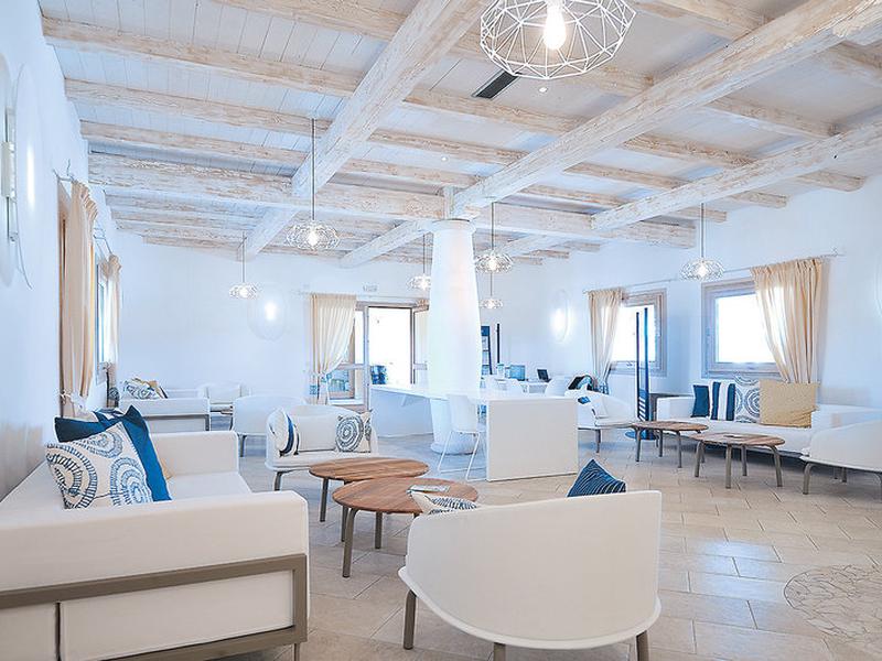 92A5F08BEBD14140D93A070A9FA595F9