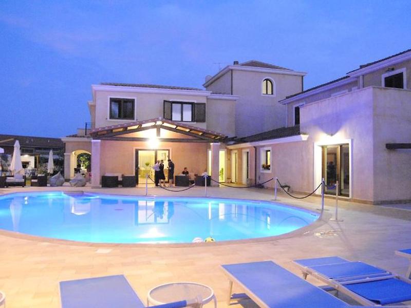 6CC1CFC42E2736E3A7496F994A9E7A49